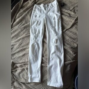 NWT white Fashion Nova jeans with rips